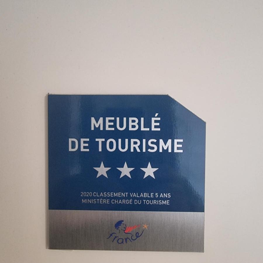 Lyon Confluence - Duplex Au Calme Avec Parking Prive En Option Apartment Luaran gambar