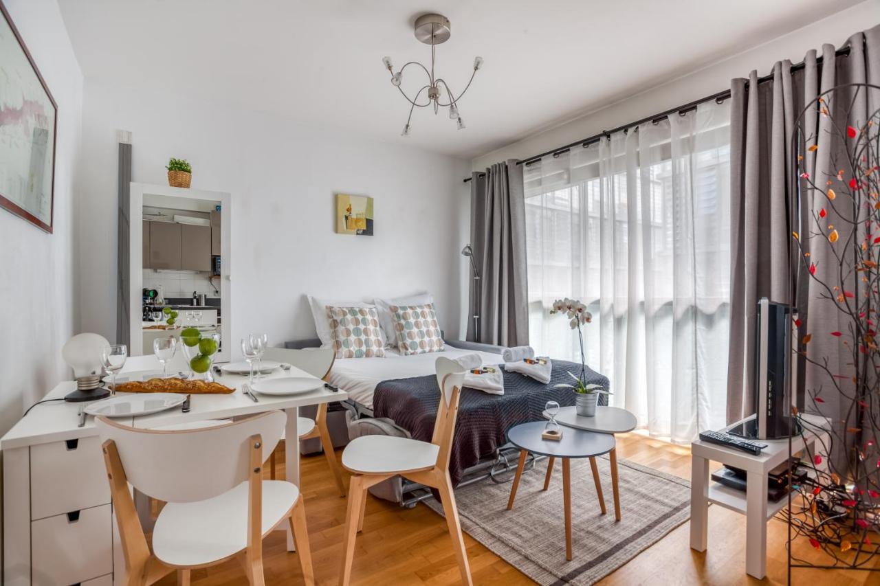 Lyon Confluence - Duplex Au Calme Avec Parking Prive En Option Apartment Luaran gambar